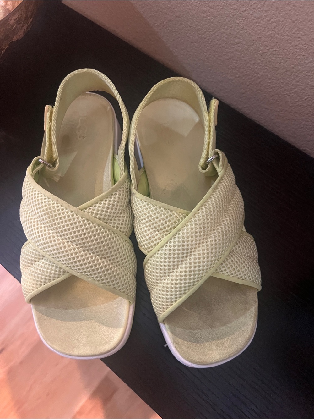 UGG  light  Yellow Crisscross Slingback Sandals